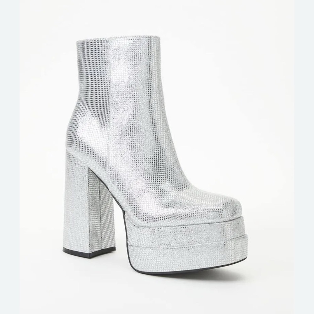 SHOE DAZZLE Silver Platform Ankle Chunky Heel Boots Rhinestone Shoes Size 6.5 - Picture 2 of 12